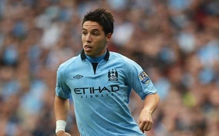 Man City chấp nhận lỗ để đuổi cổ Nasri!