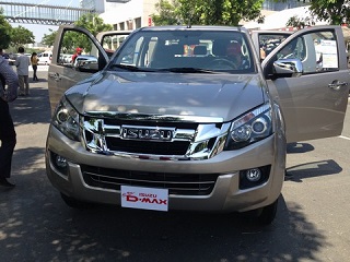 Xe Isuzu D-Max 2013 ra mắt tại Việt Nam