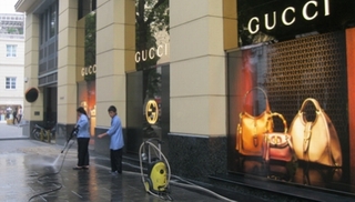 Kinh ngạc thủ đoạn trốn thuế vụ Gucci - Milano