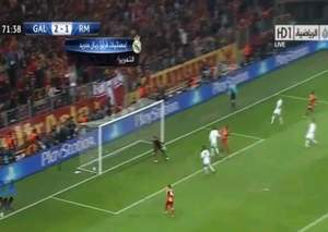  Drogba đánh gót tuyệt đẹp vào lưới Real Madrid