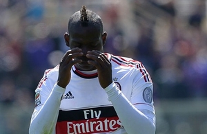 AC Milan lo sốt vó khi Balotelli bị treo giò