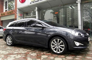 Hyundai i40 bất ngờ xuất hiện tại Hà Nội
