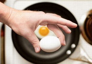 Thực hư ăn trứng ung giúp cương dương?