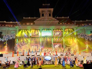 Lộng lẫy khai mạc Festival Biển Nha Trang