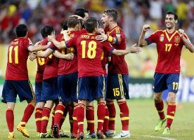 Tây Ban Nha thắng nhẹ Uruguay