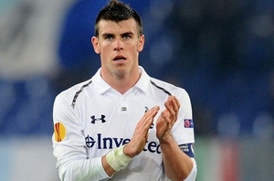 Zidane giục Gareth Bale sớm quyết định tới Real