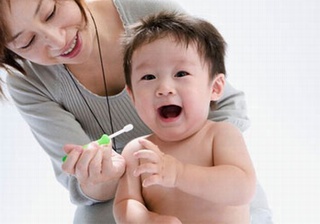 Thời điểm nên cho trẻ đánh răng?