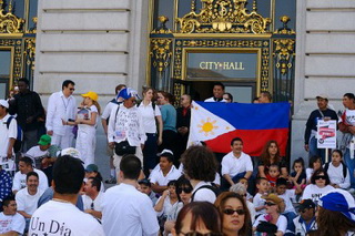 Philippines biểu tình toàn cầu chống sự bắt nạt của Trung Quốc
