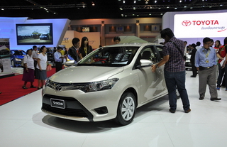 Toyota Vios 2013 có màn hình cảm ứng