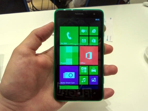 Nokia Lumia 625: Màn hình &quot;khủng&quot;, giá rẻ