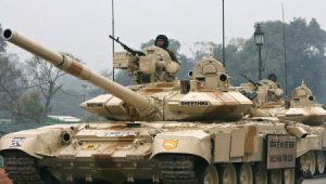 Ấn Độ trang bị 25.000 tên lửa hiện đại cho xe tăng T-90