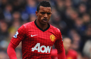 Nani gia hạn hợp đồng với Man Utd