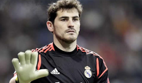 Barcelona không đời nào mua Casillas