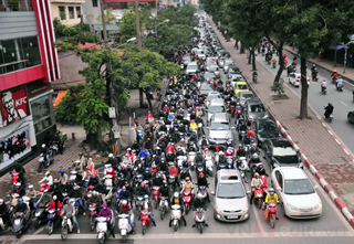 Malaysia: Tăng phí đỗ xe để giảm ùn tắc giao thông