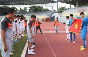 U-19 Việt Nam viếng Đại tướng Võ Nguyên Giáp