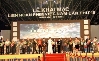 Liên hoan phim khai màn rực rỡ