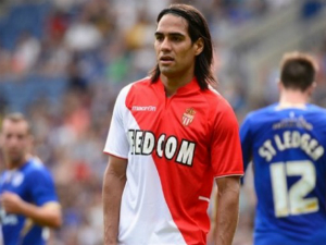 Falcao chấm dứt hi vọng theo đuổi của Real