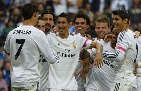 Real Madrid đánh bại Malaga, Barca bị cầm hòa