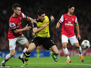 Arsenal bị Dortmund quật ngã ngay tại Emirates