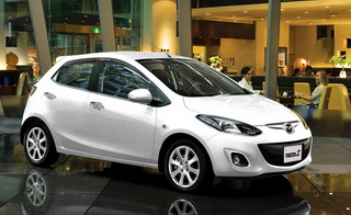 Tháng 11, Mazda2 mới giảm giá 20 triệu đồng
