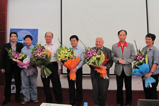 Nhân tài Đất Việt 2013 chúc mừng ngày Nhà giáo Việt Nam