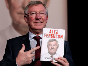 Lỗi sai chằng chịt, tự truyện Sir Alex nguy cơ bị thu hồi