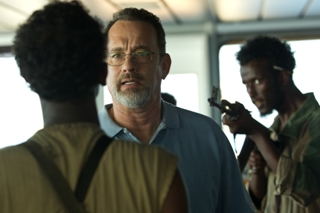 Tom Hanks tái xuất màn ảnh, cân não với cướp biển Somali