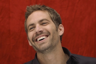 Khoảnh khắc đẹp trong cuộc đời Paul Walker