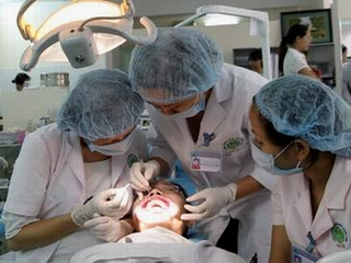 Chính thức ra mắt Hội phẫu thuật tạo hình răng hàm mặt