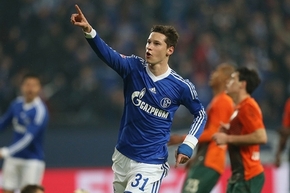 Arsenal cử phái đoàn tới Đức chiêu mộ Draxler