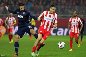 Van Persie chỉ trích đồng đội sau thất bại!