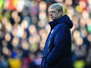 Arsenal lại thua đau: Wenger buông cờ trắng!?