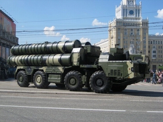 Nga dùng tên lửa S-300 'dằn mặt' Mỹ