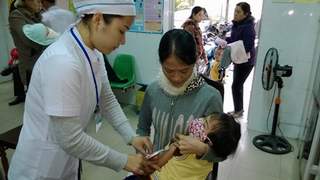 Đủ vắcxin sởi để tiêm phòng cho trẻ