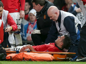 Tham vọng hạ Bayern của M.U tan vì... Van Persie