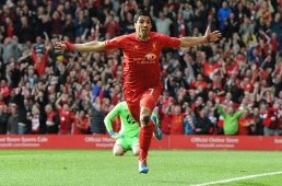 Luiz Suarez hướng tới cột mốc lịch sử ngoại hạng Anh
