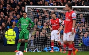 Arsenal bất ngờ thảm bại 0-3 trước Everton!