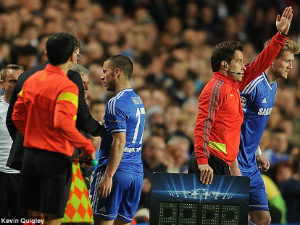 Chelsea trả giá đắt cho chiến thắng trước PSG