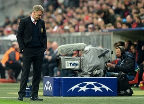 HLV Moyes: &quot;MU như cậu học trò ngờ nghệch trước Bayern&quot;