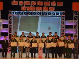 VNPT Đà Nẵng nhận Giải thưởng VIFOTEC 2013