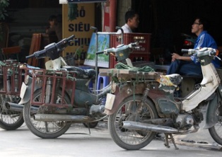 Phạt tiền, tịch thu phương tiện bị cấm nhưng vẫn lưu hành