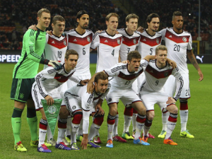 Tuyển Đức &quot;trình diện&quot; đội hình mạnh dự World Cup 2014