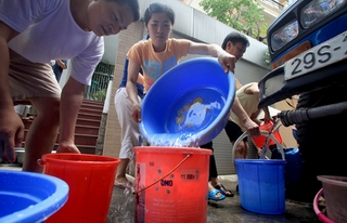 Hà Nội: Nhiều khu vực nguy cơ nước yếu, mất nước