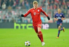 Tin vui cho MU: Bayern không giữ chân Toni Kroos!