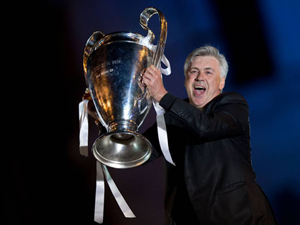 HLV Ancelotti được Real Madrid thưởng hậu hĩnh