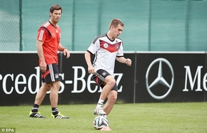 Tin vui cho tuyển Đức: Neuer, Lahm đã trở lại