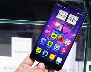 “Quái thú” mới sẽ “đè bẹp” LG G3, Galaxy Note 3