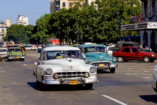 1.000 năm làm việc, công nhân Cuba sắm được ô tô!