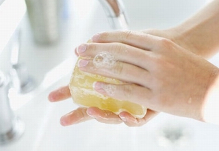 Chỉ 16% người Việt rửa tay bằng xà phòng sau khi đi vệ sinh