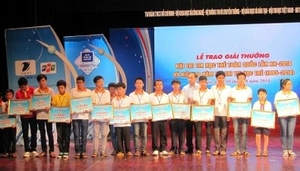 Trao hơn 80 giải thưởng tại Hội thi tin học trẻ toàn quốc 2014